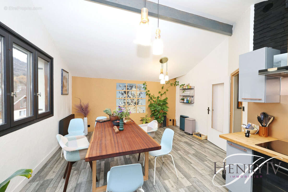 Appartement à VILLARD-BONNOT