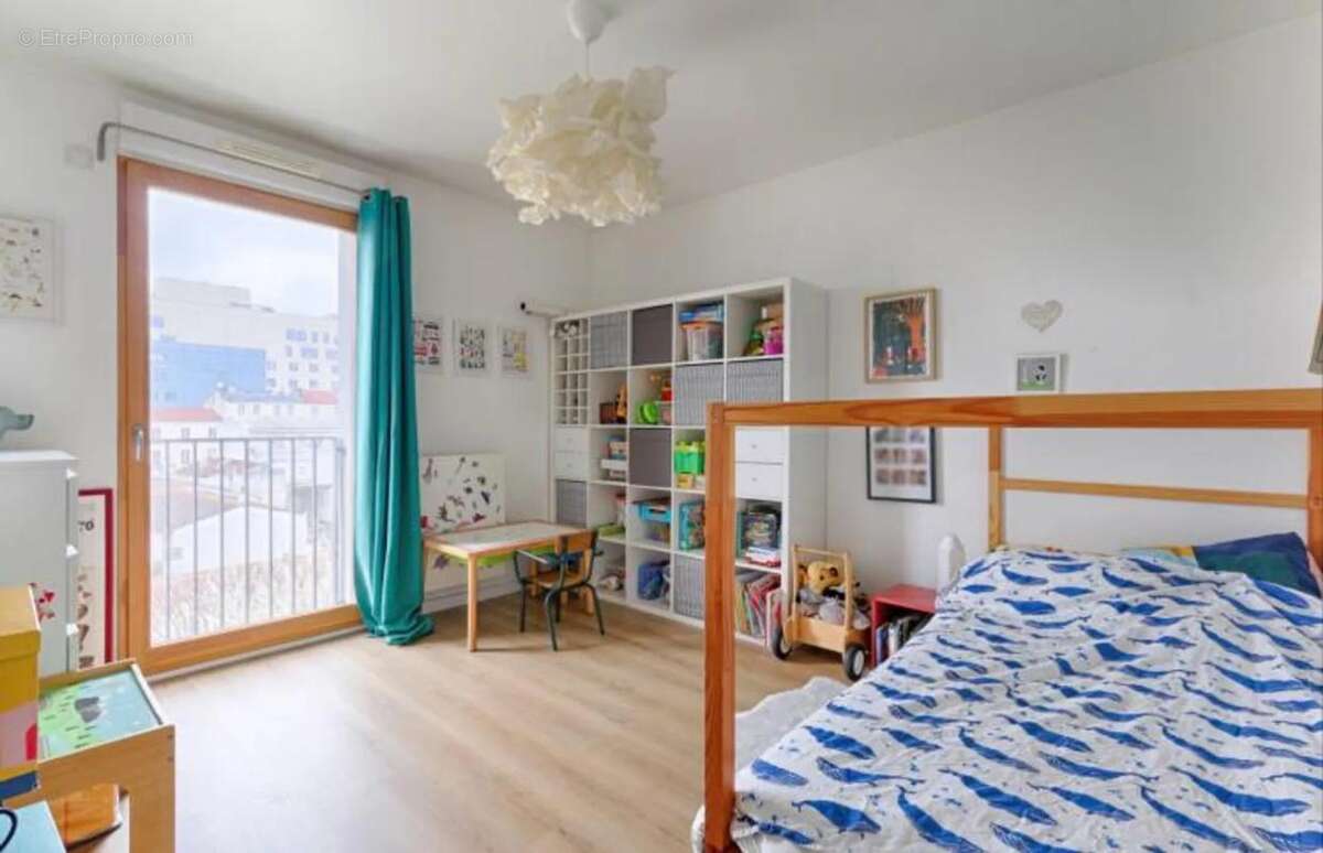 Appartement à AUBERVILLIERS