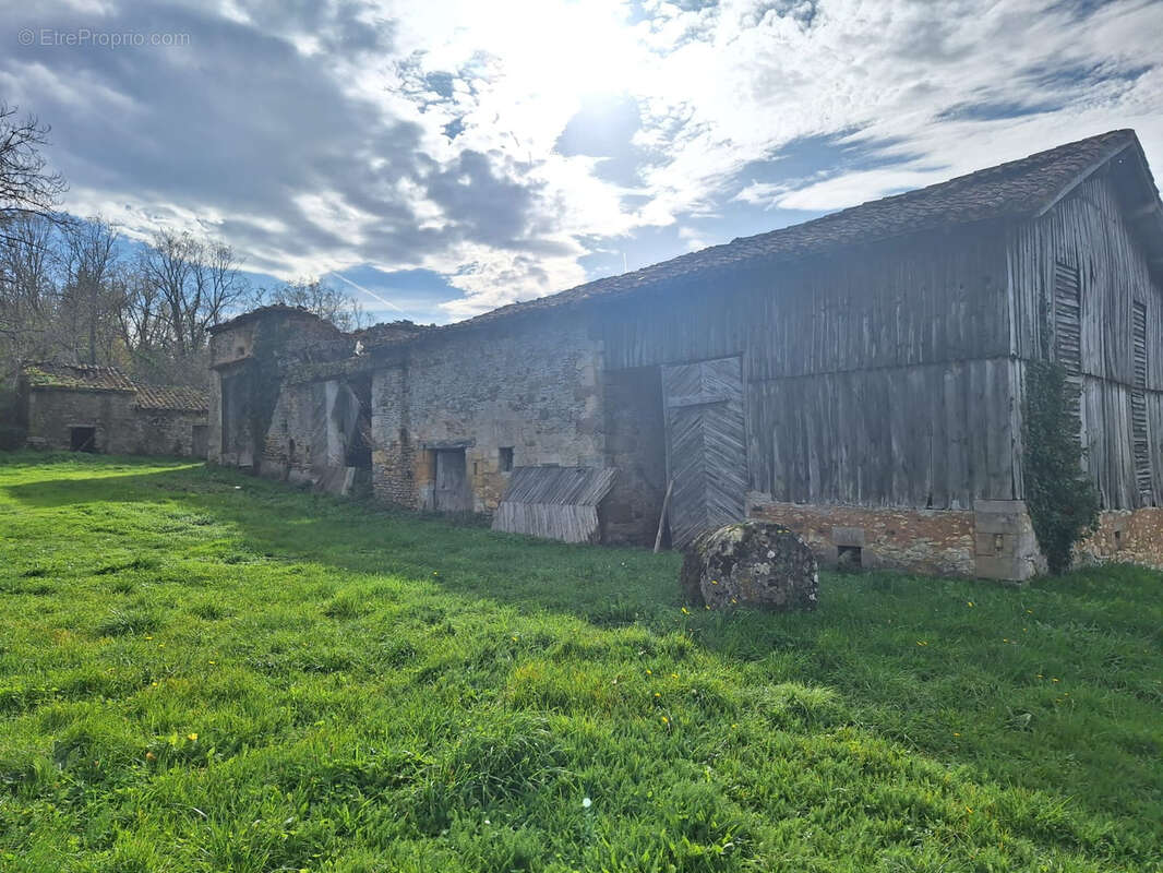 Maison à SAINT-MARCORY