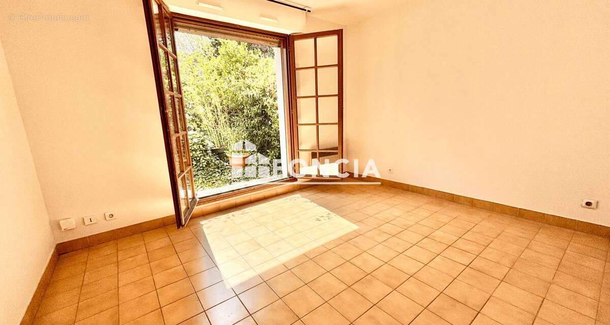 Appartement à FONTENAY-AUX-ROSES