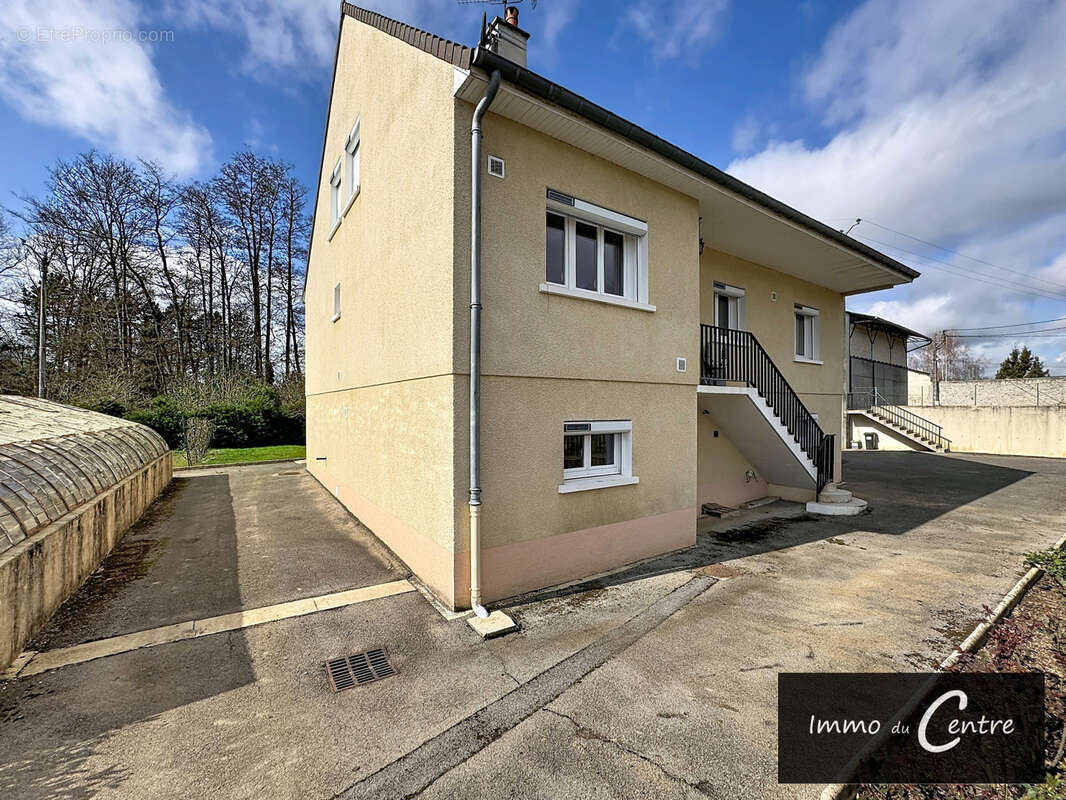 Maison à MONTMIRAIL