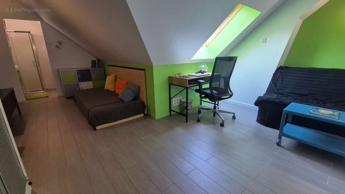 Maison à SAINTE-GEMME-MORONVAL