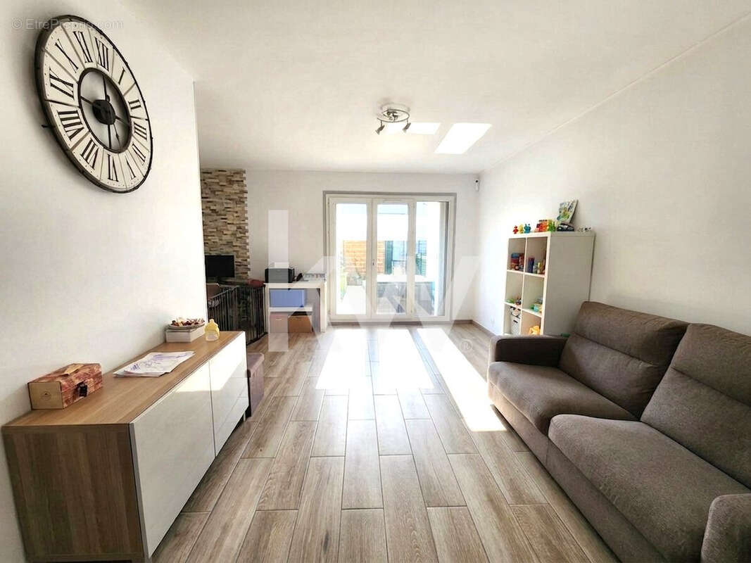 Maison 106 m² à Chateauneuf-Sur-Loire  - photo 3