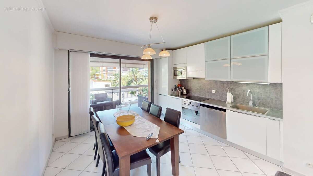 Appartement - 3/4 pièces, de 64 m² à VILLENEUVE-LOUBET - photo 4