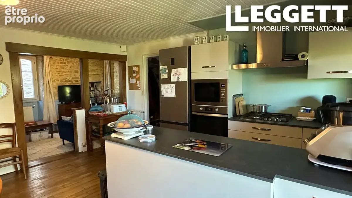 Charmante maison en pierre de 202 m² avec piscine, jardin fleuri et logement indépendant - photo 6