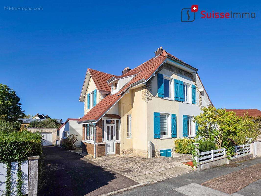 Maison à L&#039;ISLE-SUR-LE-DOUBS
