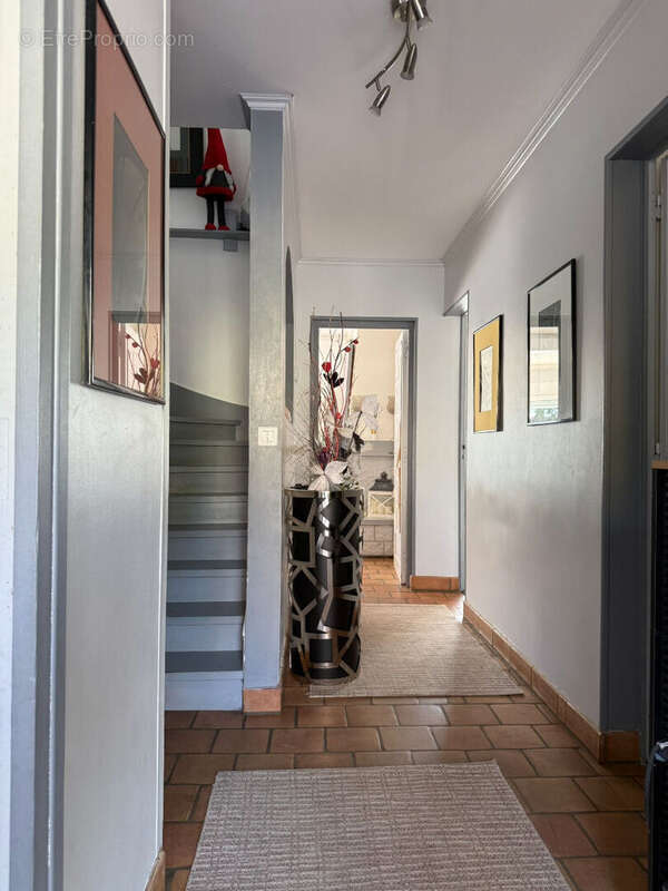 Maison à LINAS