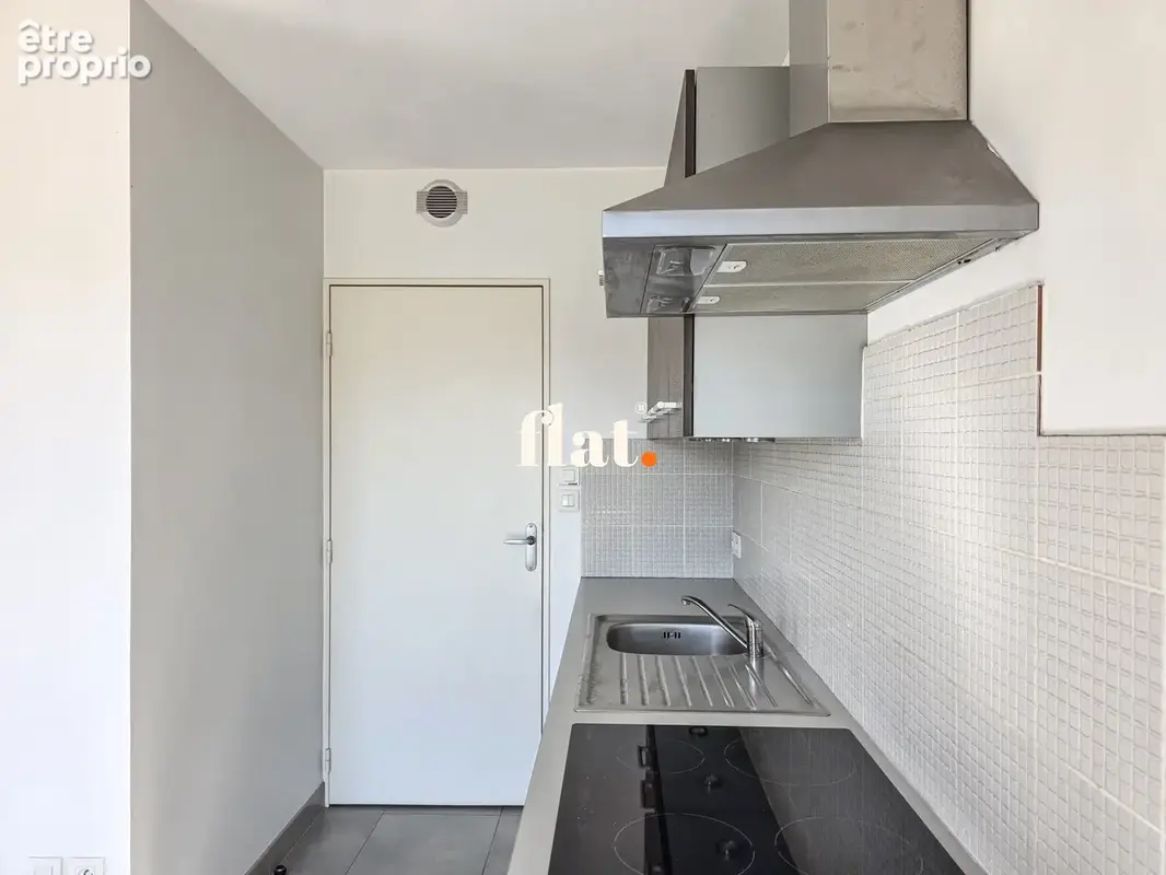 NANTES - ile de versailles - saint félix  APPARTEMENT EN RDC SURELEVE -T3 - 83m2 - 2 chambres - un garage boxé - photo 15