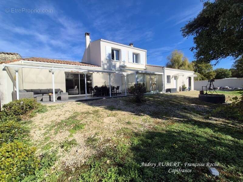 Maison à PUYROLLAND