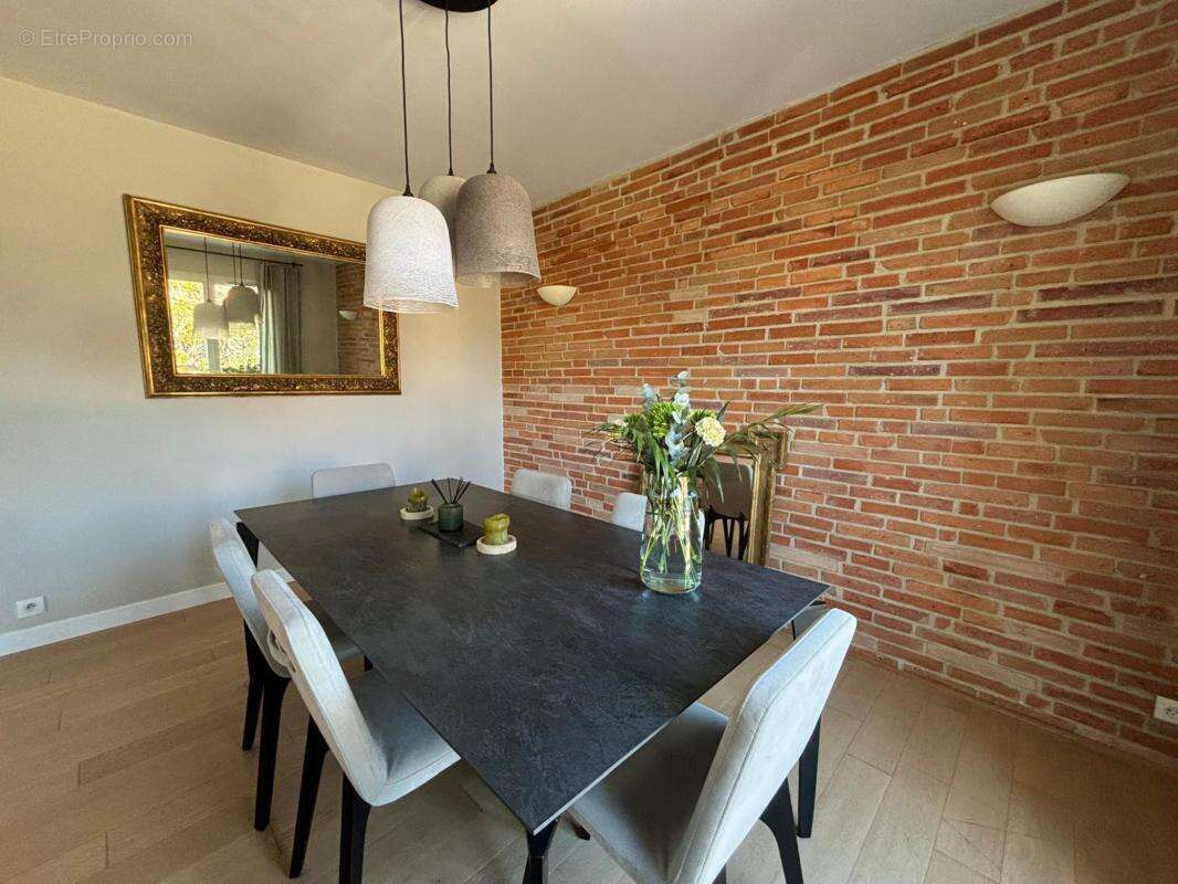 Maison à QUINT-FONSEGRIVES