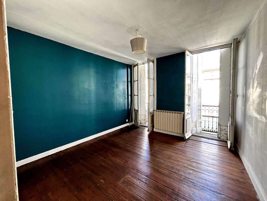 A VENDRE - SACRE COEUR/ GARE ST JEAN -Maison Bordeaux 6 pièce(s) 170 m2 - photo 6