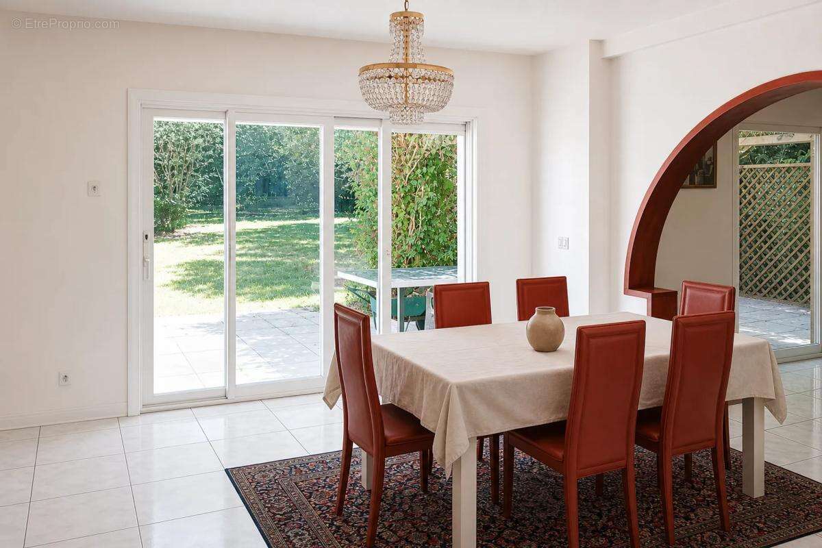 Maison à HERICY