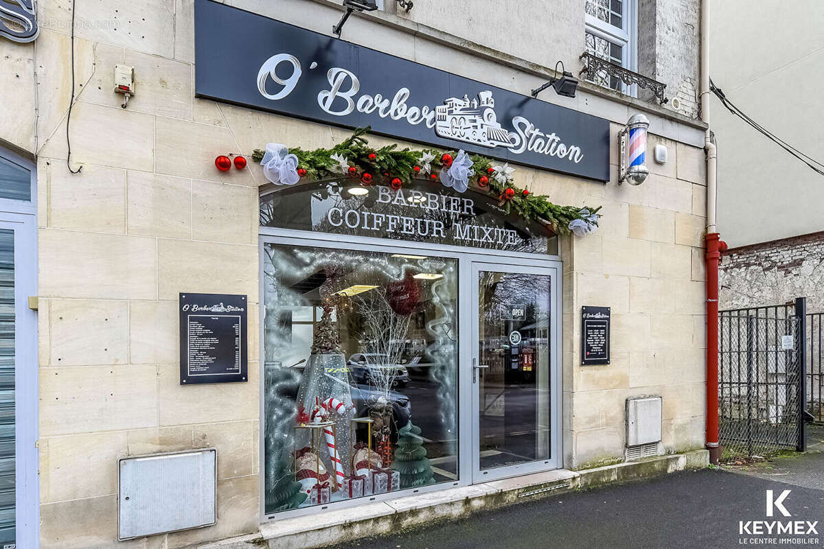 Commerce à CHANTILLY