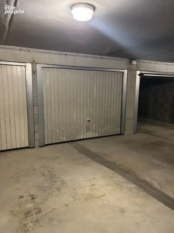 Photo Parking à Royan au prix de 28 000€