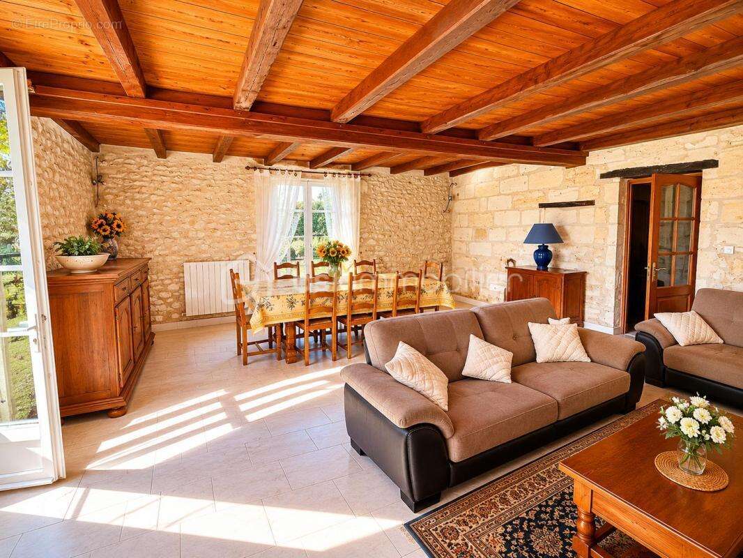 Maison à BARZAN