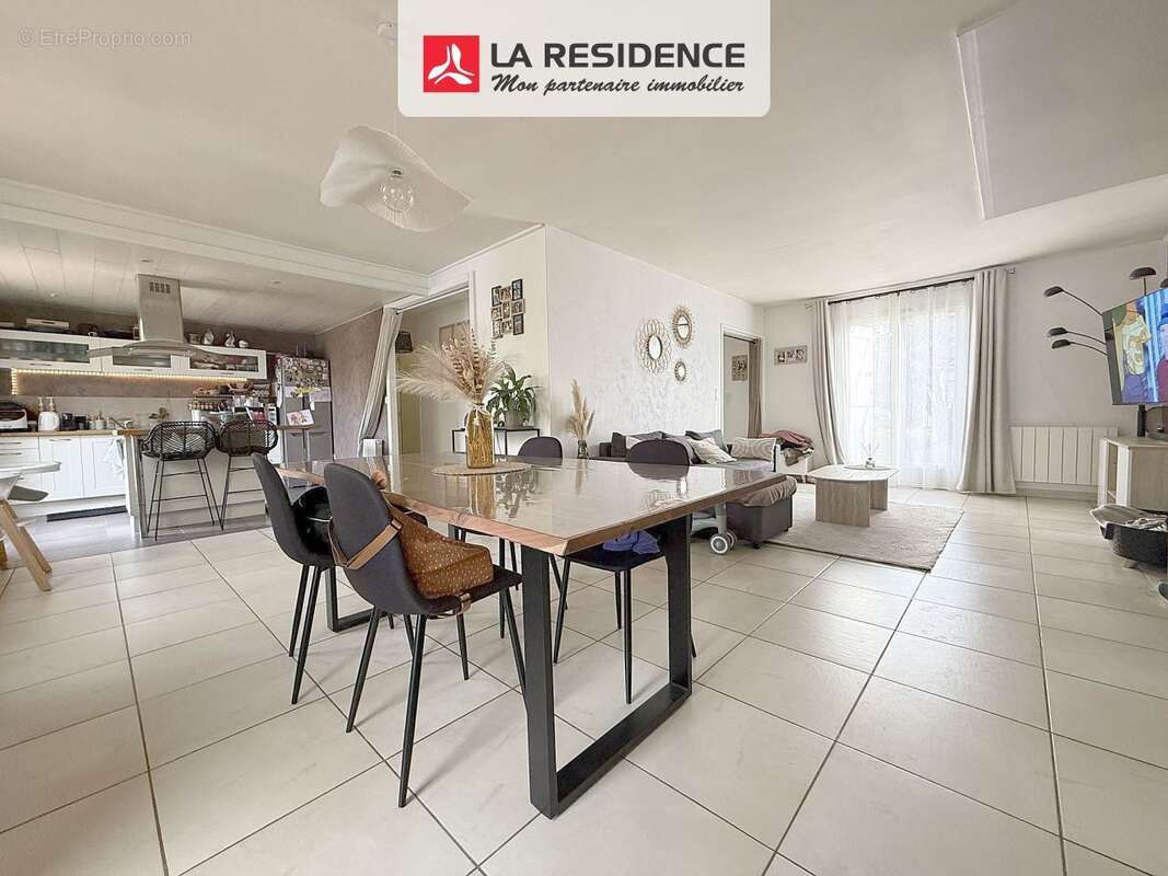 Maison à BONNIERES-SUR-SEINE