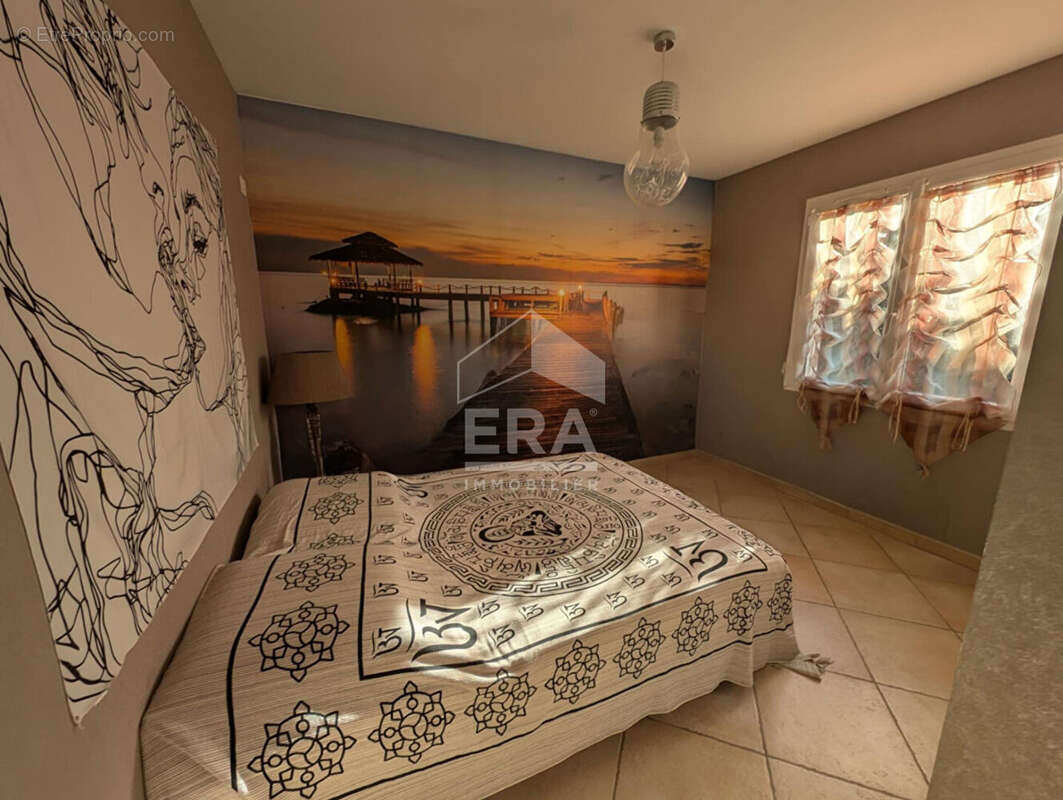 Maison à SAINT-FRONT-DE-PRADOUX