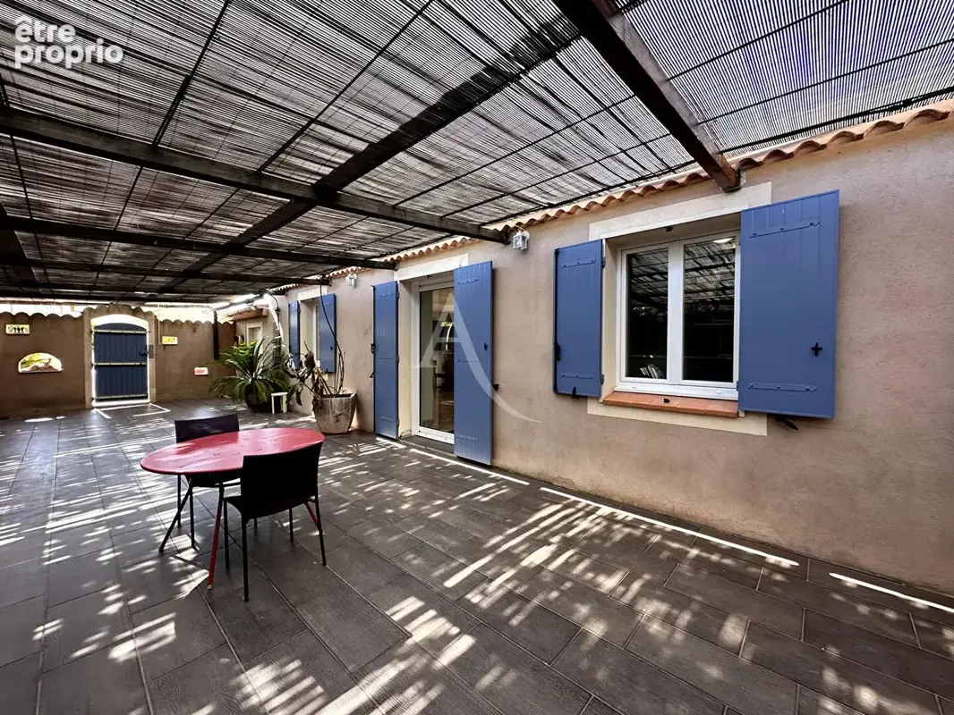 Deux villas avec terrasses garage dependance atelier greoux les bains - photo 2
