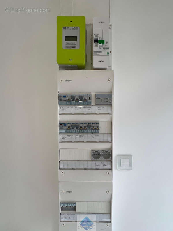 LOCAL PROFESSIONNEL pour commerce ou bureau - photo 10