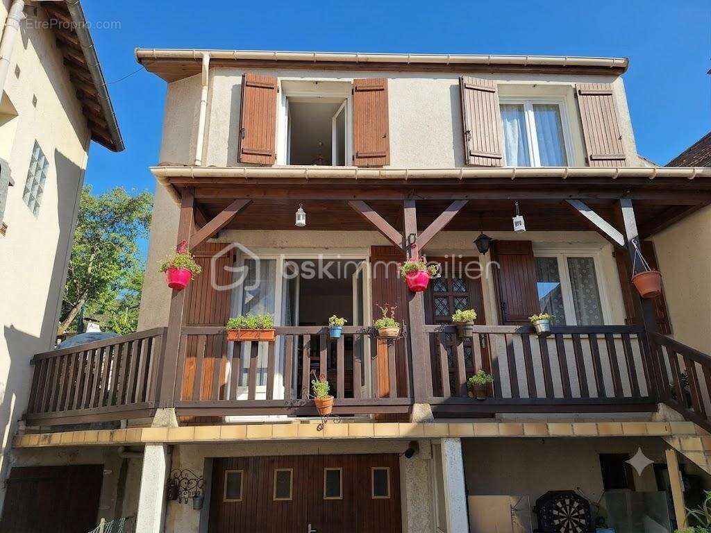 Rare à Montereau ! Maison de ville avec jardin, terrasse & 4 chambres : le coup de cœur garanti ! - photo 15