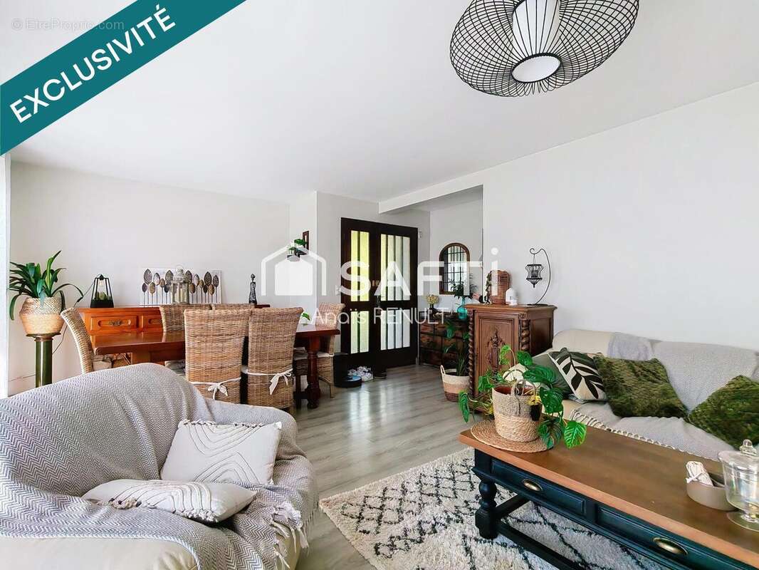 Photo 3 - Maison à SAINT-LUBIN-DES-JONCHERETS