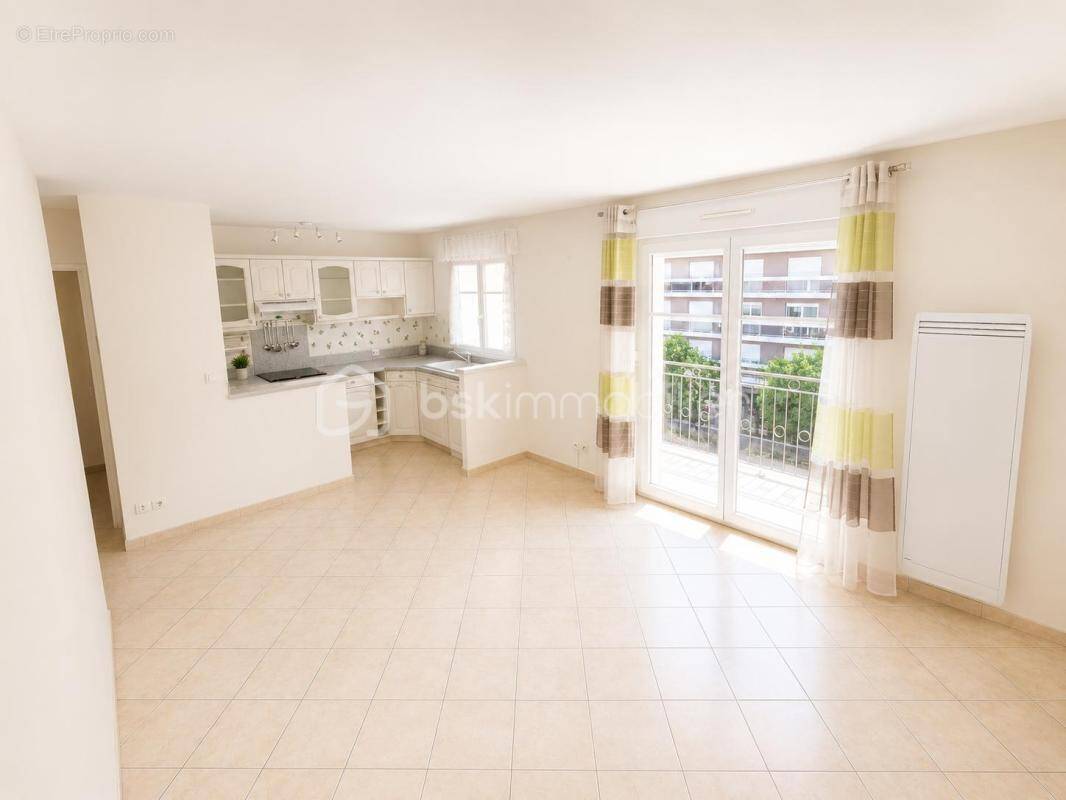 Appartement à LIVRY-GARGAN