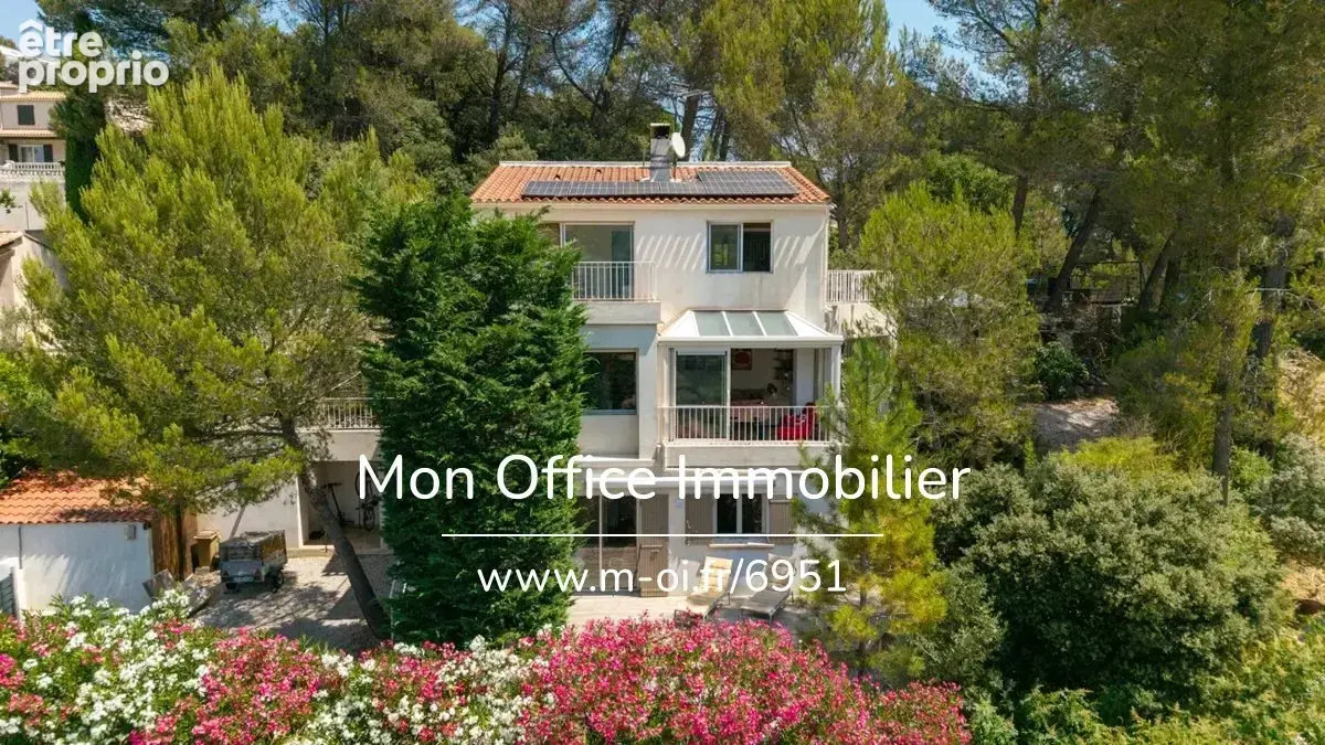 Maison à PEYPIN