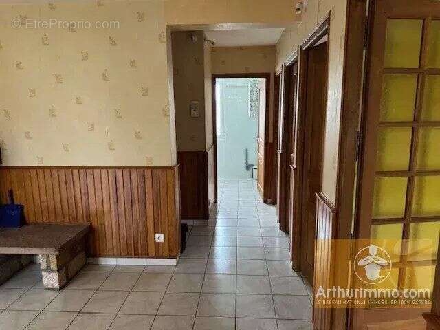 Vente Maison Montrozier(12630) 195 000ï¿œ - photo 6