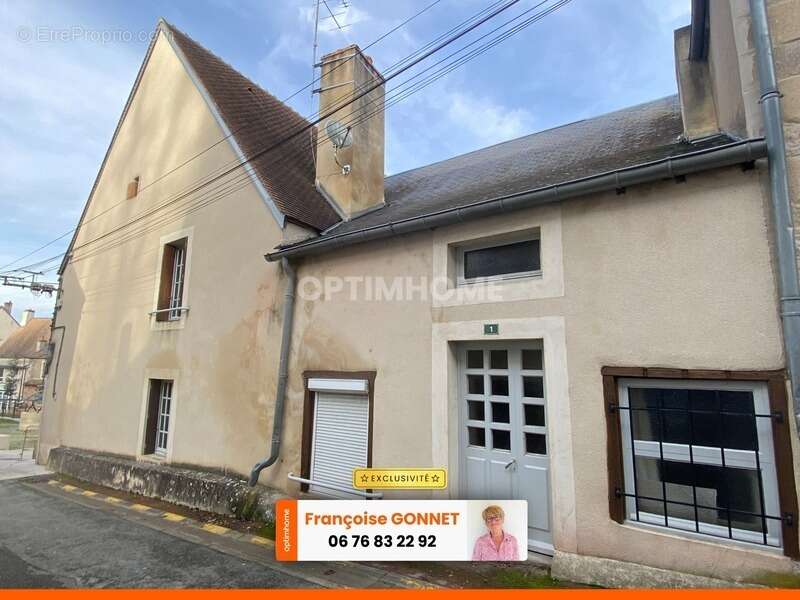 Maison à LE CHATELET