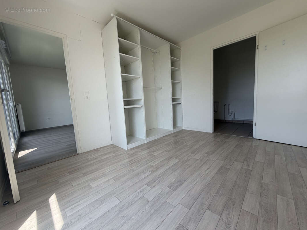 A Louvres, appartement de 2 pièces avec balcon - photo 3