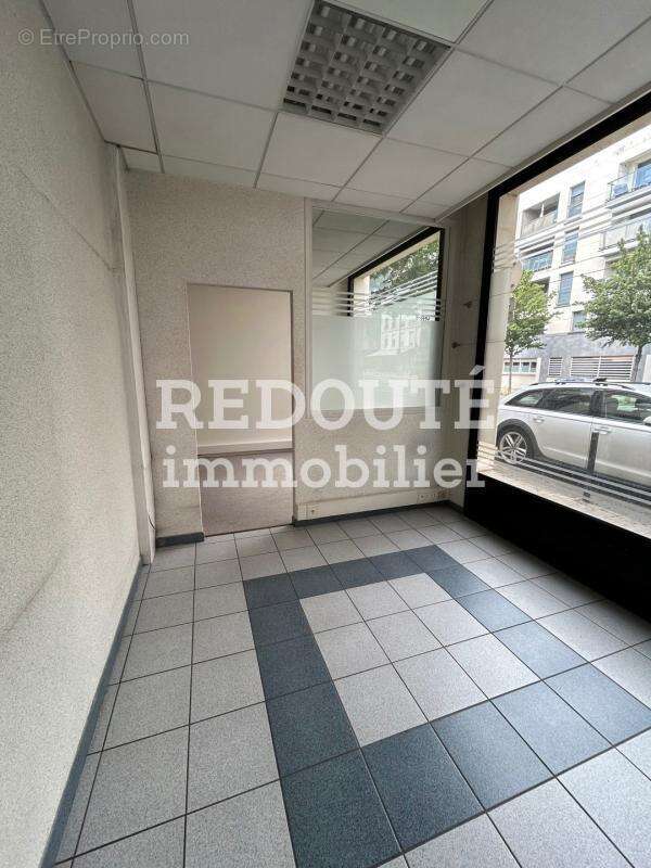 À VENDRE – Ensemble de bureaux d'environ 350 m² avec parkings privatifs – REIMS - photo 6