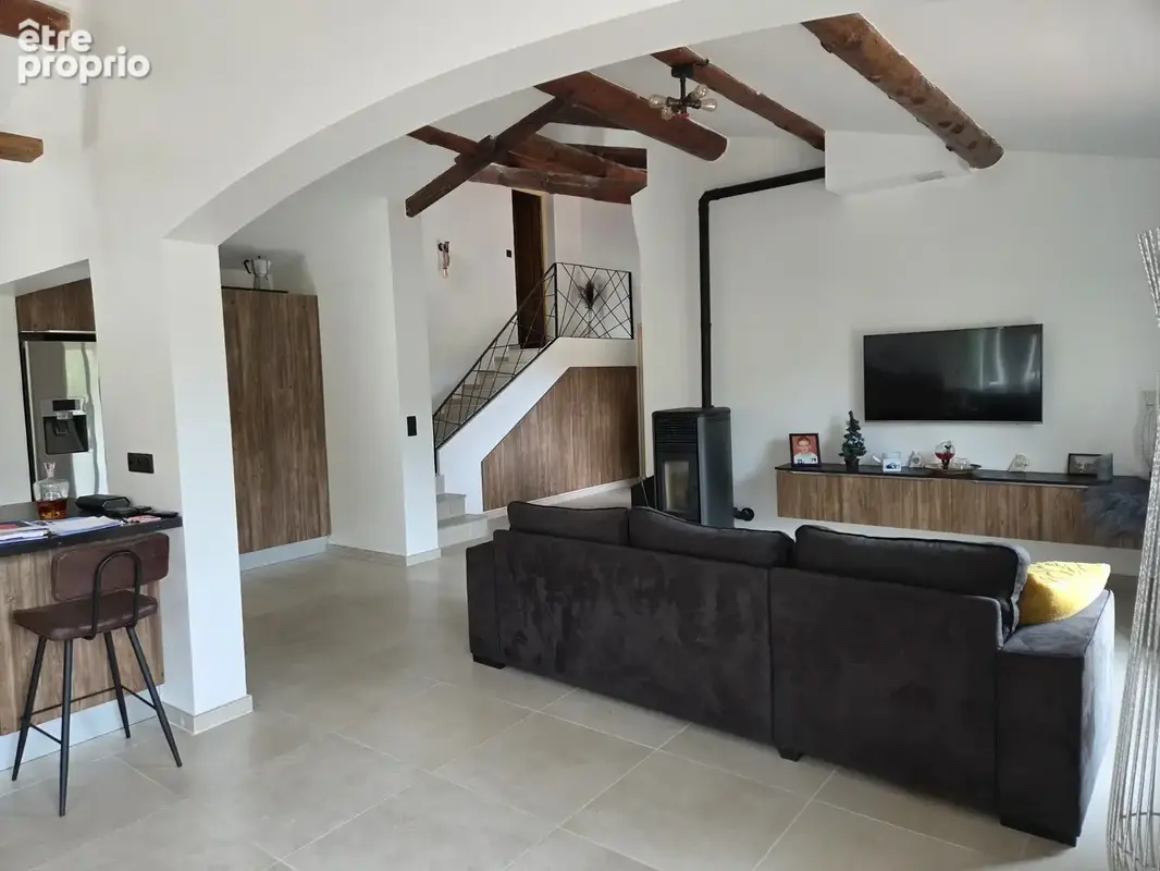 Maison 135 m² à Sollies-Ville  - photo 2