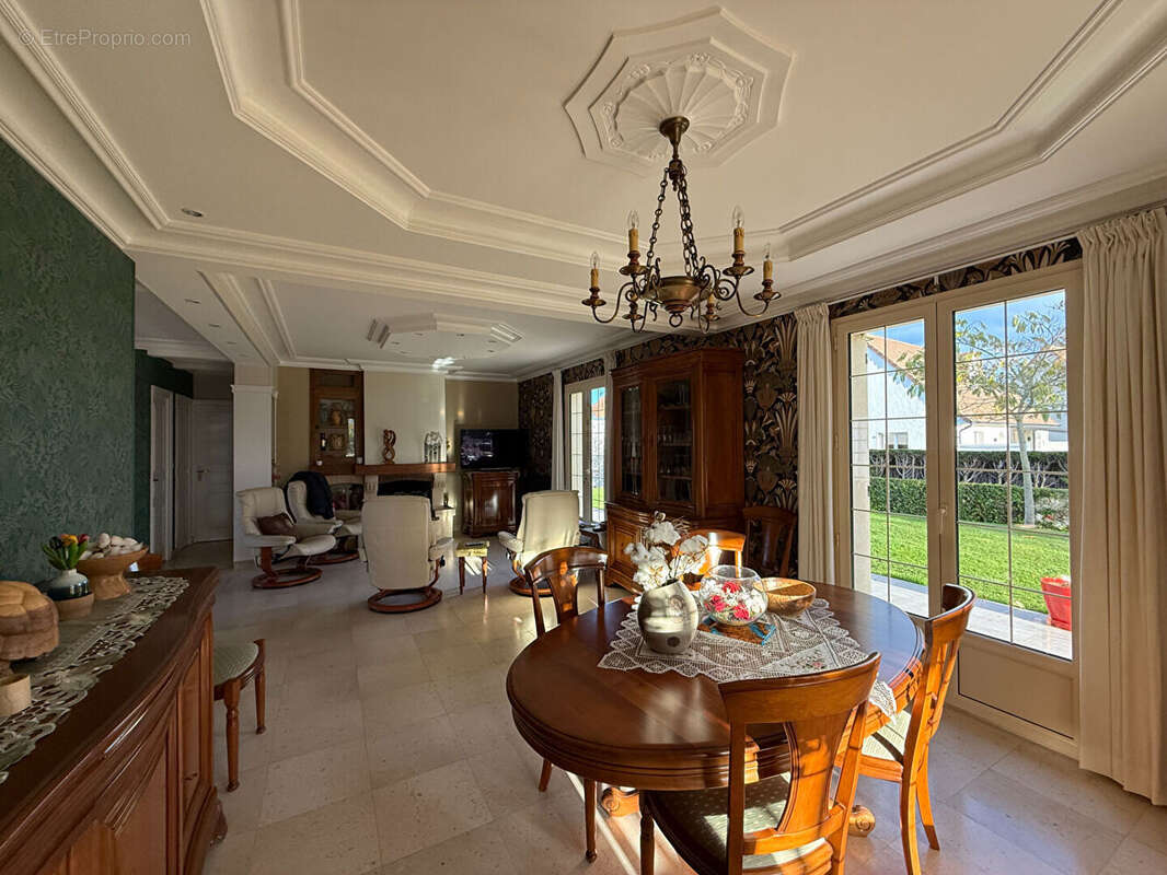 Maison à DOUVRES-LA-DELIVRANDE