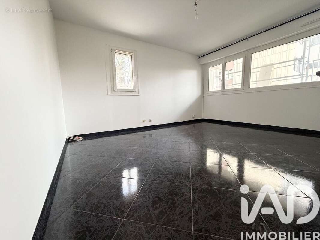 Photo 3 - Appartement à EVRY