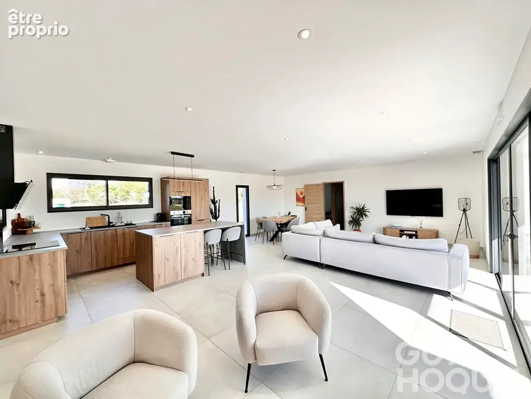 Maison contemporaine de 143 m² avec piscine et vue Pyrénées sur ORTHEZ - photo 7