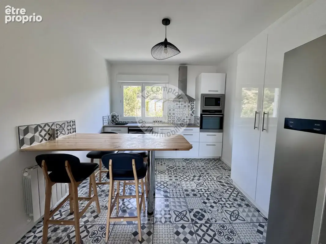 Super rouvière : t4 rénové avec vue mer exceptionnelle - photo 6