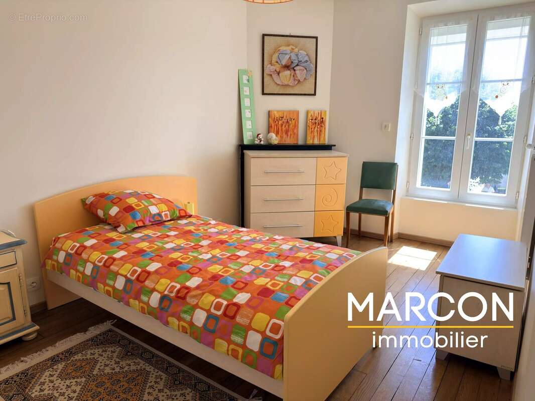 Maison 218 m² à Gueret  - photo 22