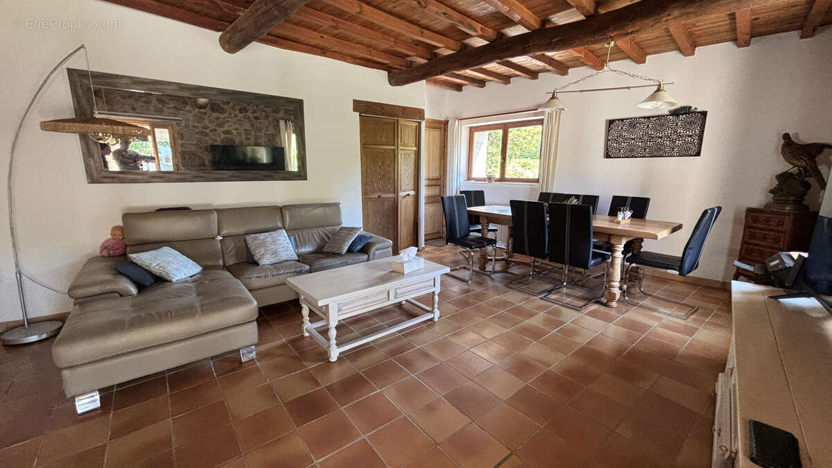 Maison à SAINT-PERAY