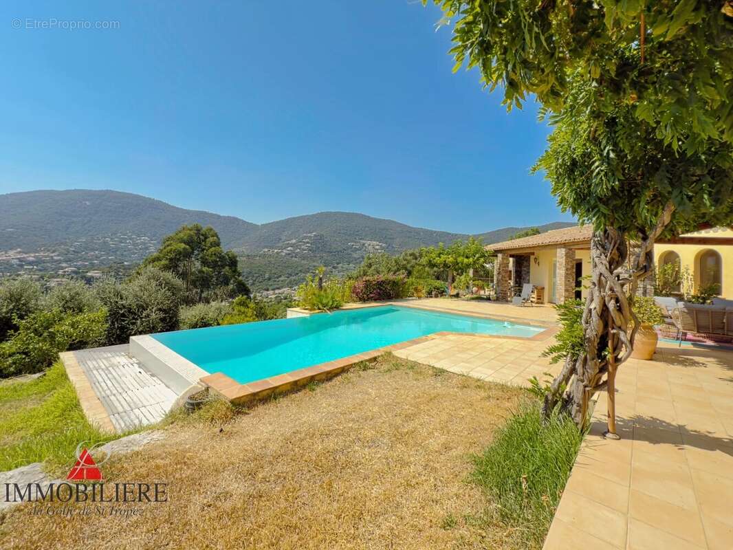 Maison à CAVALAIRE-SUR-MER