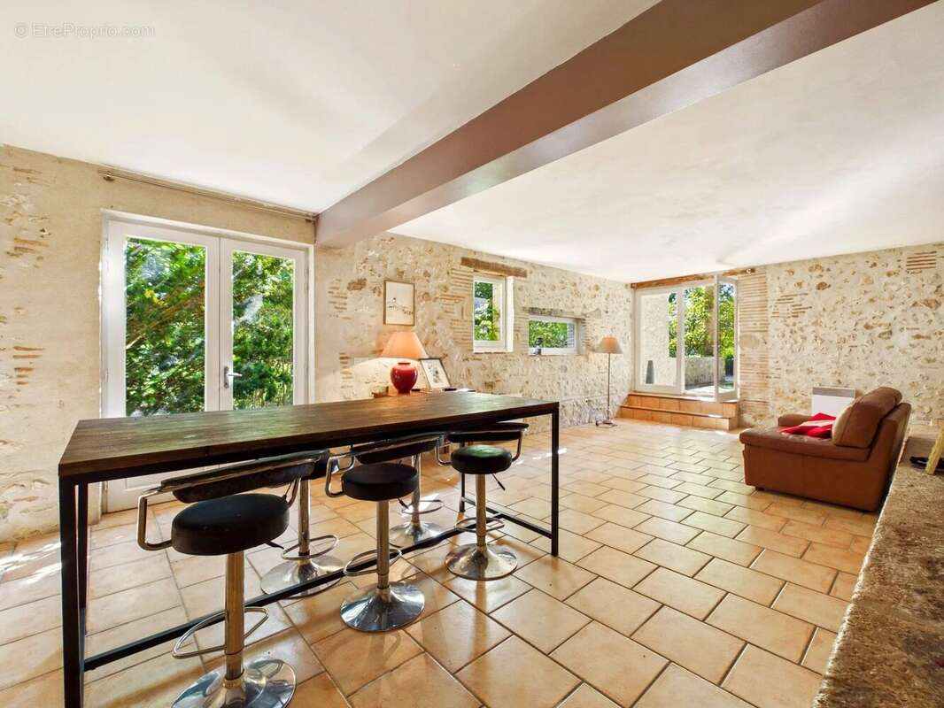 Belle propriété avec piscine et grange aménagée - photo 17