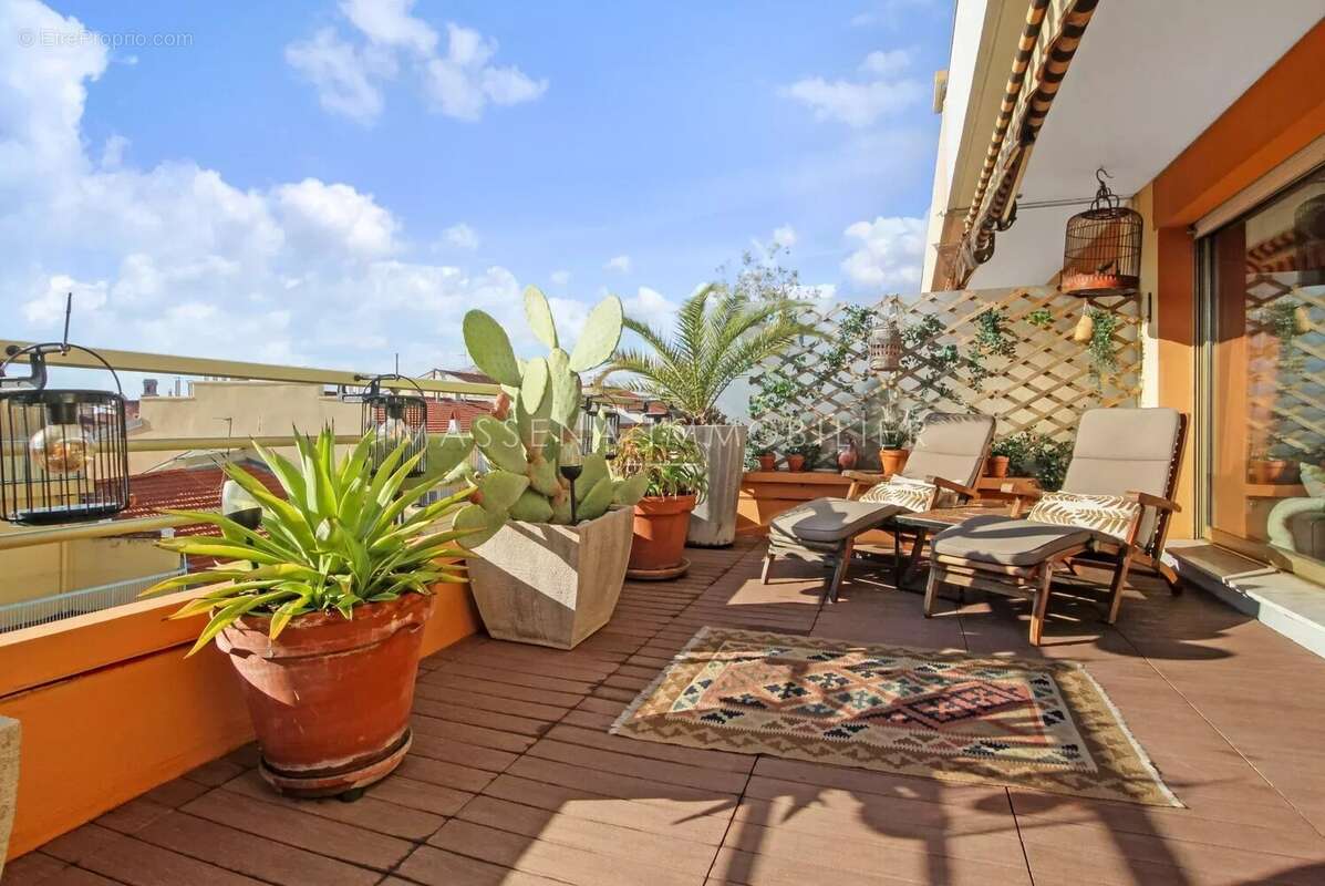 Appartement à NICE