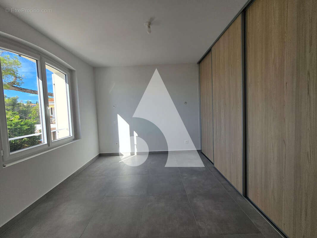 Appartement T4 de 122.19 m2- SAINT RAPHAEL - photo 10