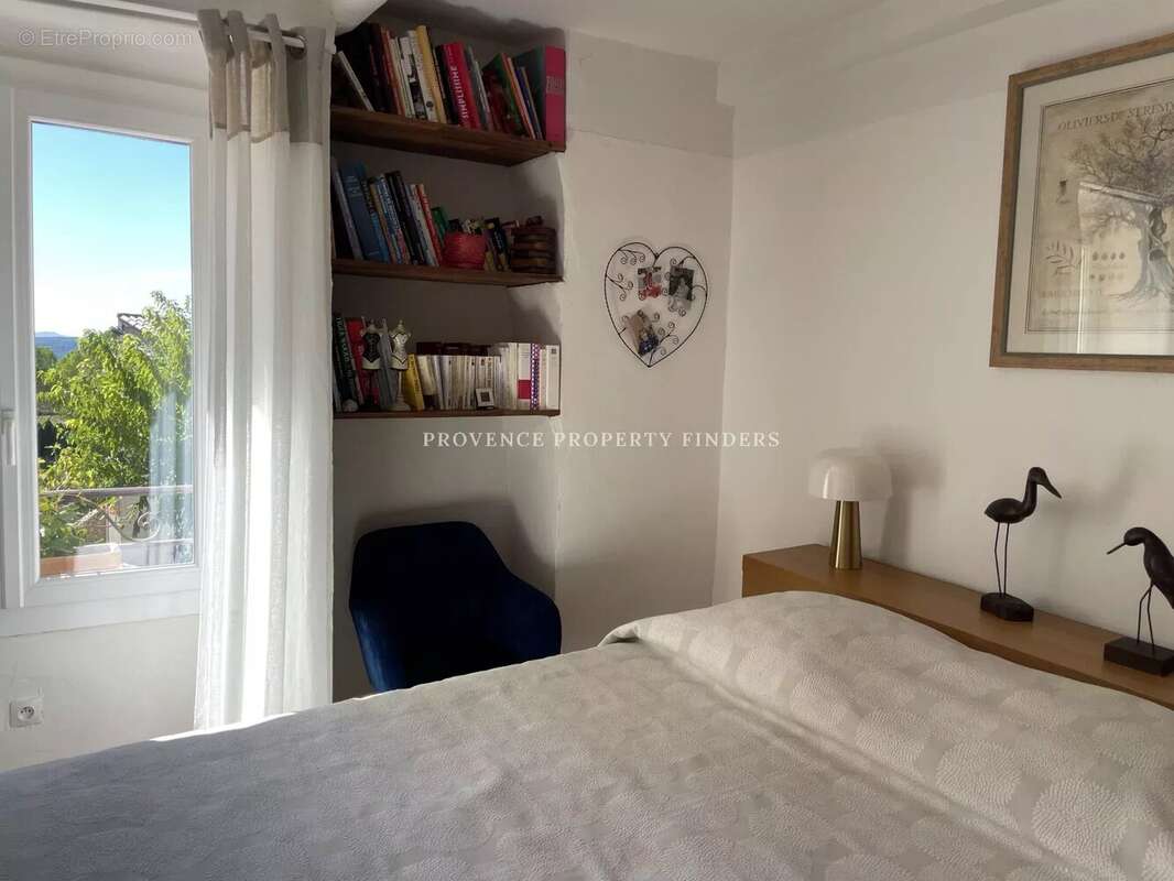 Maison à VILLECROZE