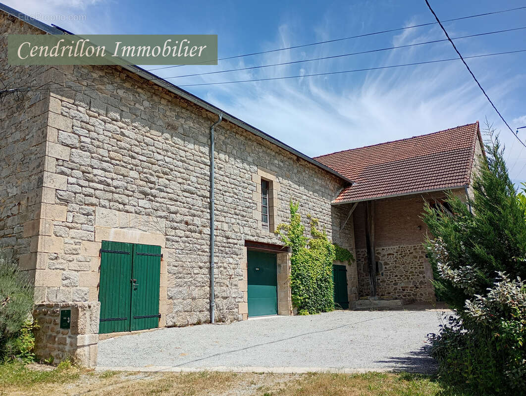 Maison à SAINT-DIZIER-LEYRENNE