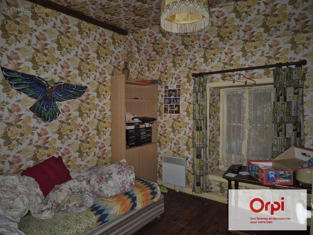 Maison à TERRASSON-LAVILLEDIEU