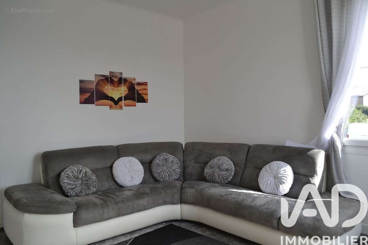 Maison 171 m² à La Souterraine  - photo 3