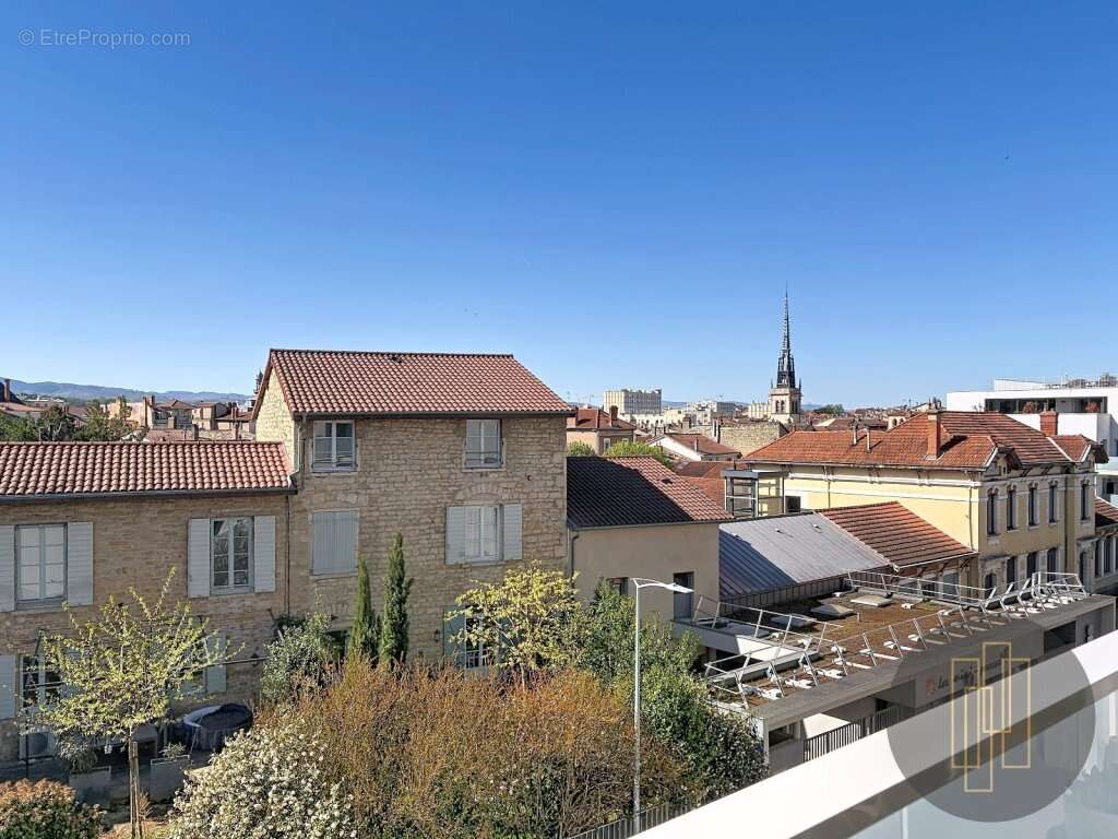 Appartement à VILLEFRANCHE-SUR-SAONE