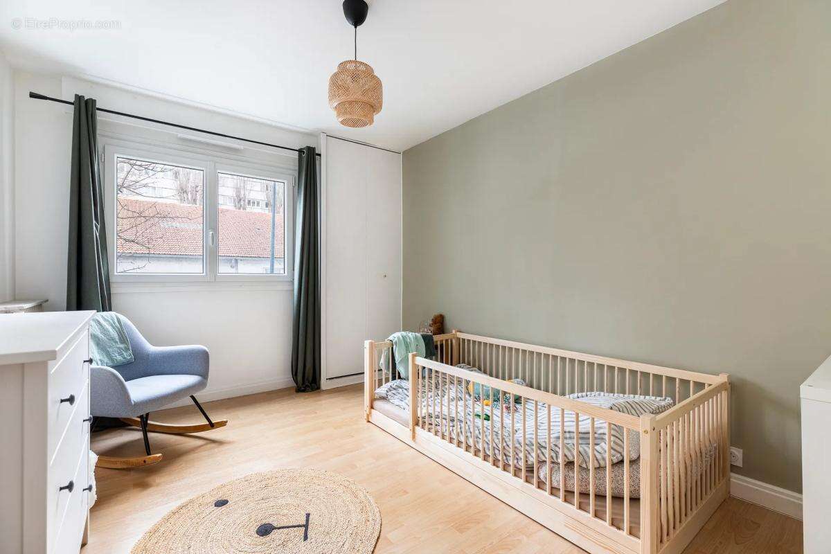 Appartement à CLICHY