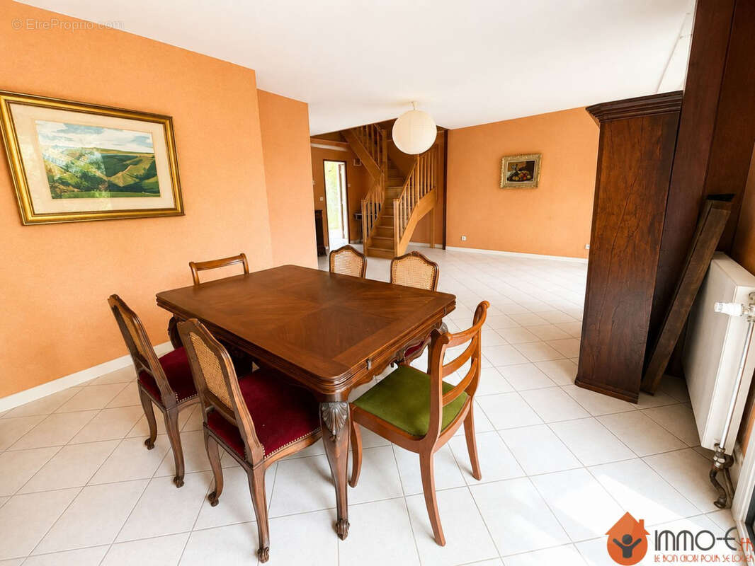 Maison 134 m² à Esbly  - photo 3