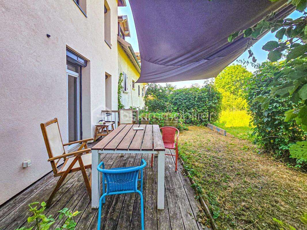 Maison de village rénovée - Le Cholet - 150 m² utile - 5 chambres - Bureau - Jardin - Cave de 40 m - photo 2